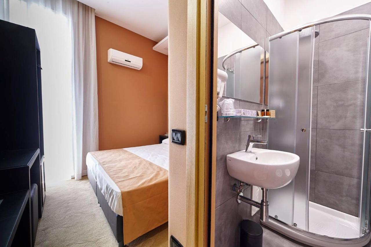 Sweet Central Hotel 카세르타 외부 사진