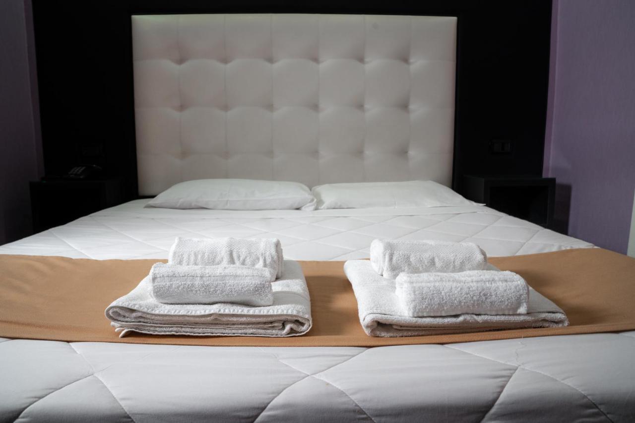 Sweet Central Hotel 카세르타 외부 사진